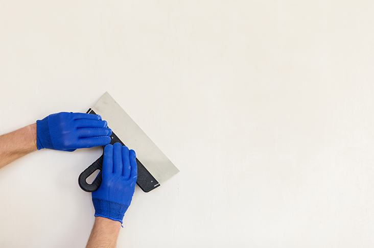 החלקת קיר בדירה - וולמסטרס